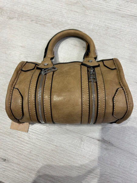 Bolso polipiel pequeño cremalleras beige nuevo