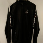 Trackjacket Jordan negra