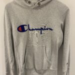 Sudadera con capucha gris de Champion talla S