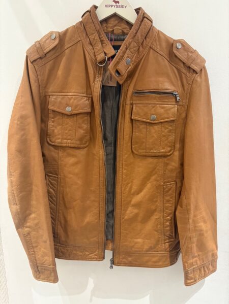Cazadora de piel camel