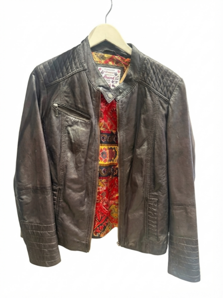 Chaqueta cuero forro estampado
